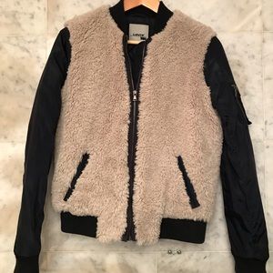Anthropologie Levi’s Sherpa Bomber Jacket